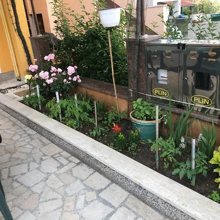 Ema Apartment *